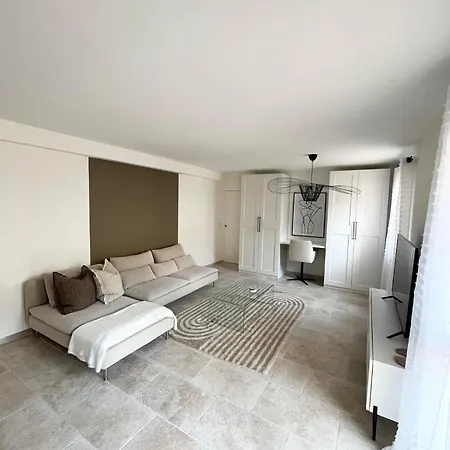 Chic T2 Lumineux Avec Garage Apartment Manosque