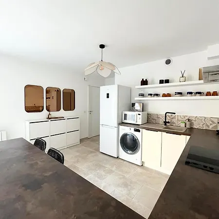Apartment Chic T2 Lumineux Avec Garage *